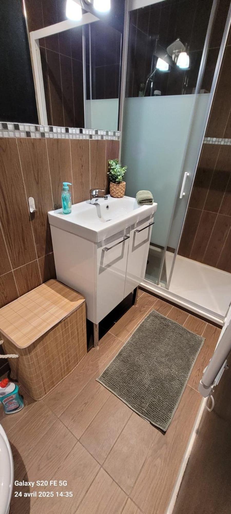 Les Volets Bleus - Deux Appartements Et Un Studio, Jardin Bourges Kültér fotó
